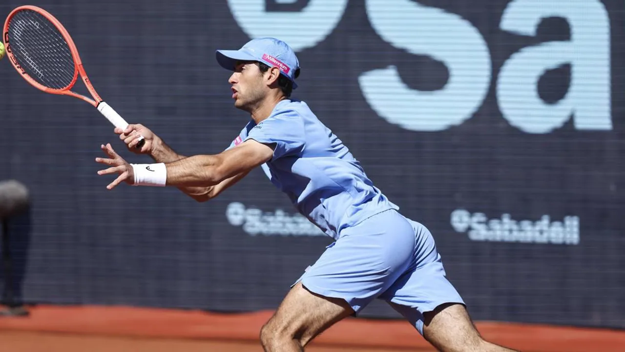 Nuno Borges celebra vitória sobre Etcheverry no Court 13 de Roland Garros 2026
