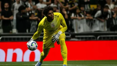 Maycon chuta do meio e derruba o Atlético-MG na Neo Química Arena