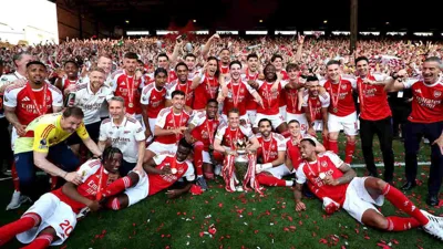Arteta derruba 22 anos de espera e Arsenal bate Crystal Palace para ser campeão