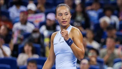 Zheng cai na 1ª rodada e vai sair do top 100 — o que quebrou em