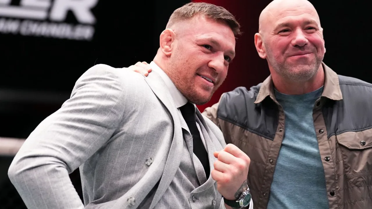 Conor McGregor e Max Holloway frente a frente no octógono do UFC, Las Vegas