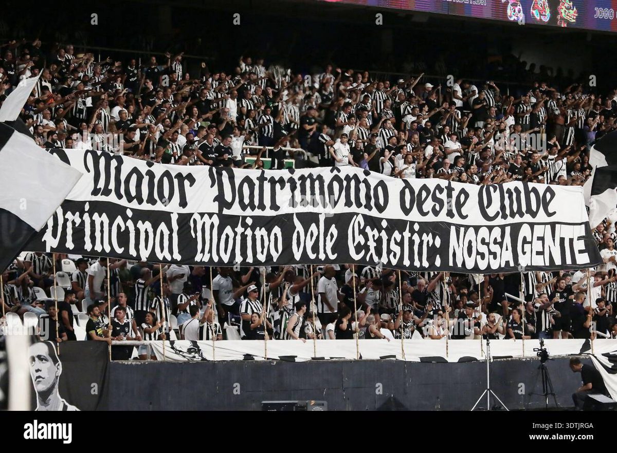 A narrativa de time relaxado que os dados derrubam Botafogo tem 13 pontos e vai