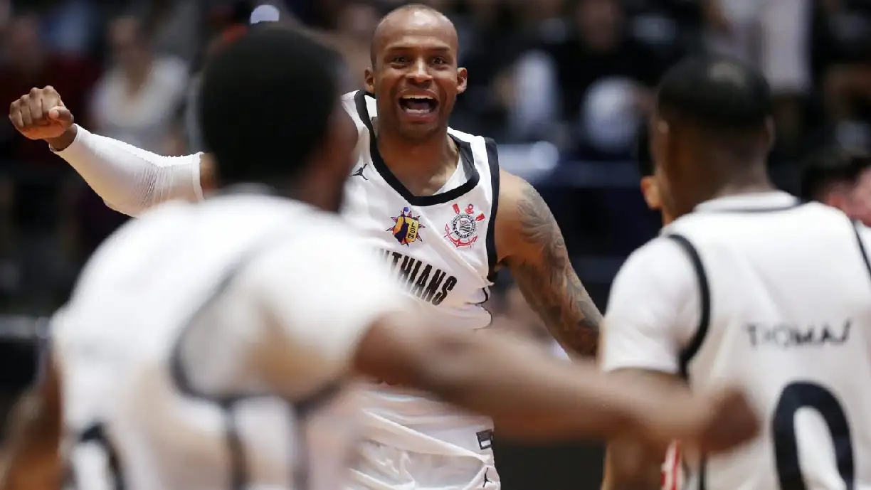 O que ele mudou no futebol depois NBB 2024, novembro