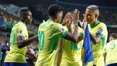 Estêvão marca 8 gols e é eleito 2ª melhor contratação da Premier League