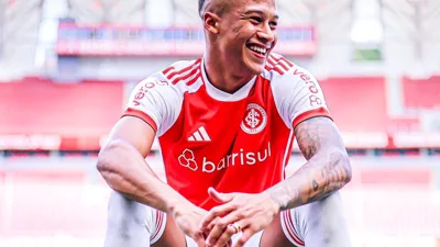 A trajetória de Vitinho — do Athletico ao Internacional pela via de Kyiv