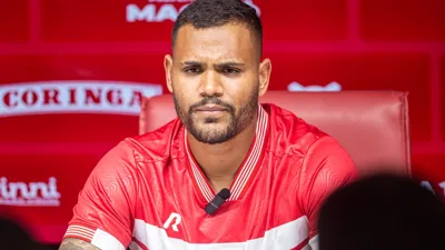 Mikael e os 6 gols que um atacante de 184 cm constrói no CRB da Série A