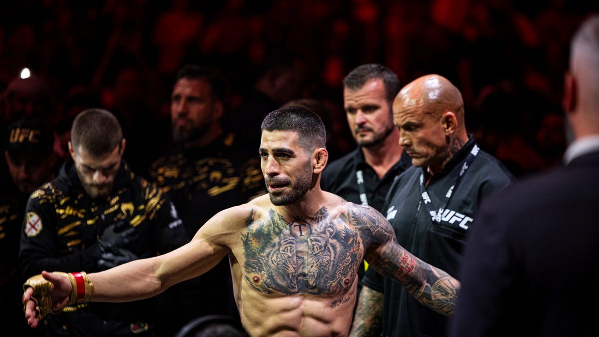 O que 191 libras significam para um leve do UFC 35 libras em 7 semanas — o corpo