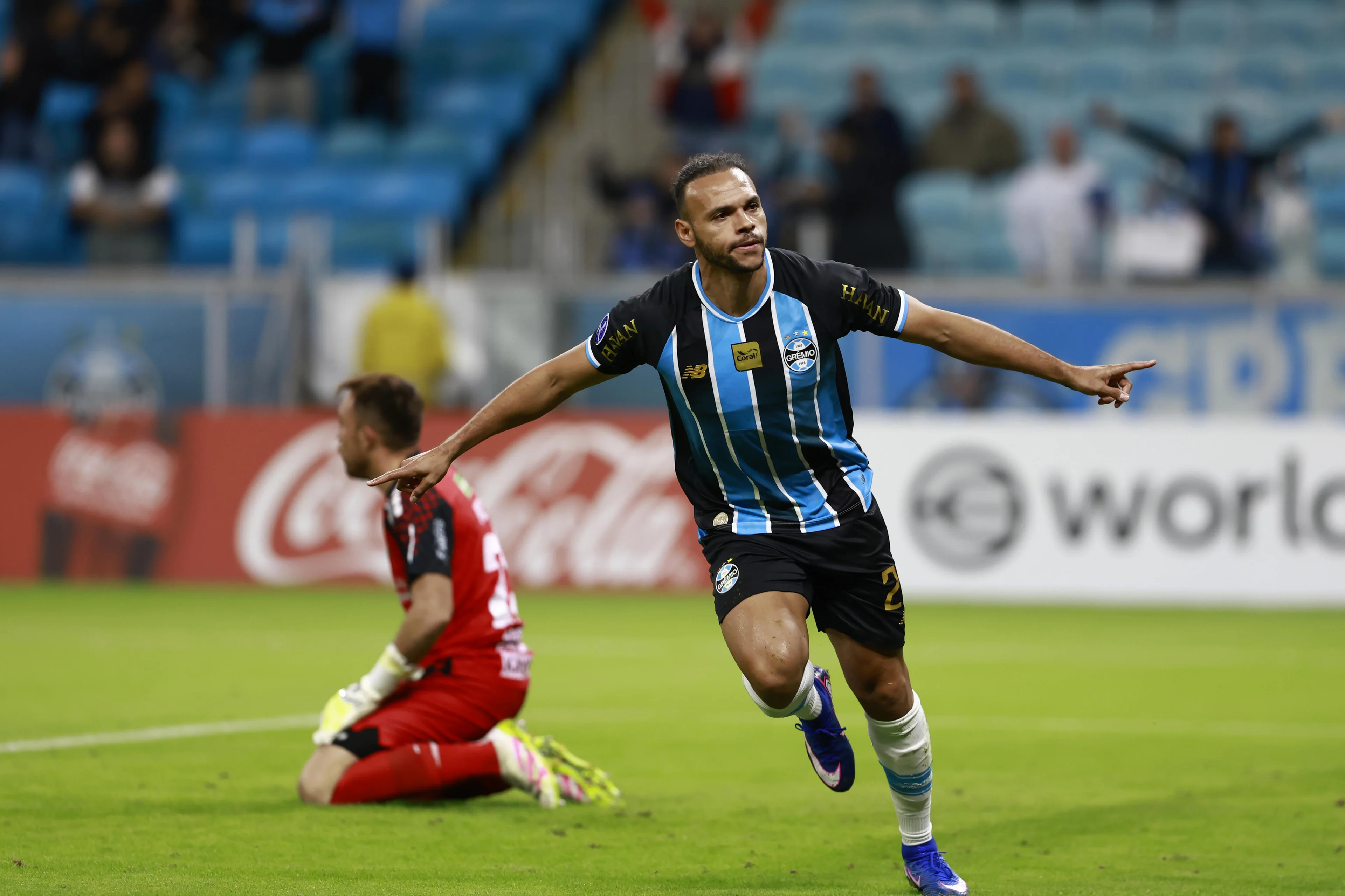 O que o histórico na Arena revela sobre esta noite Grêmio nunca perdeu para urug