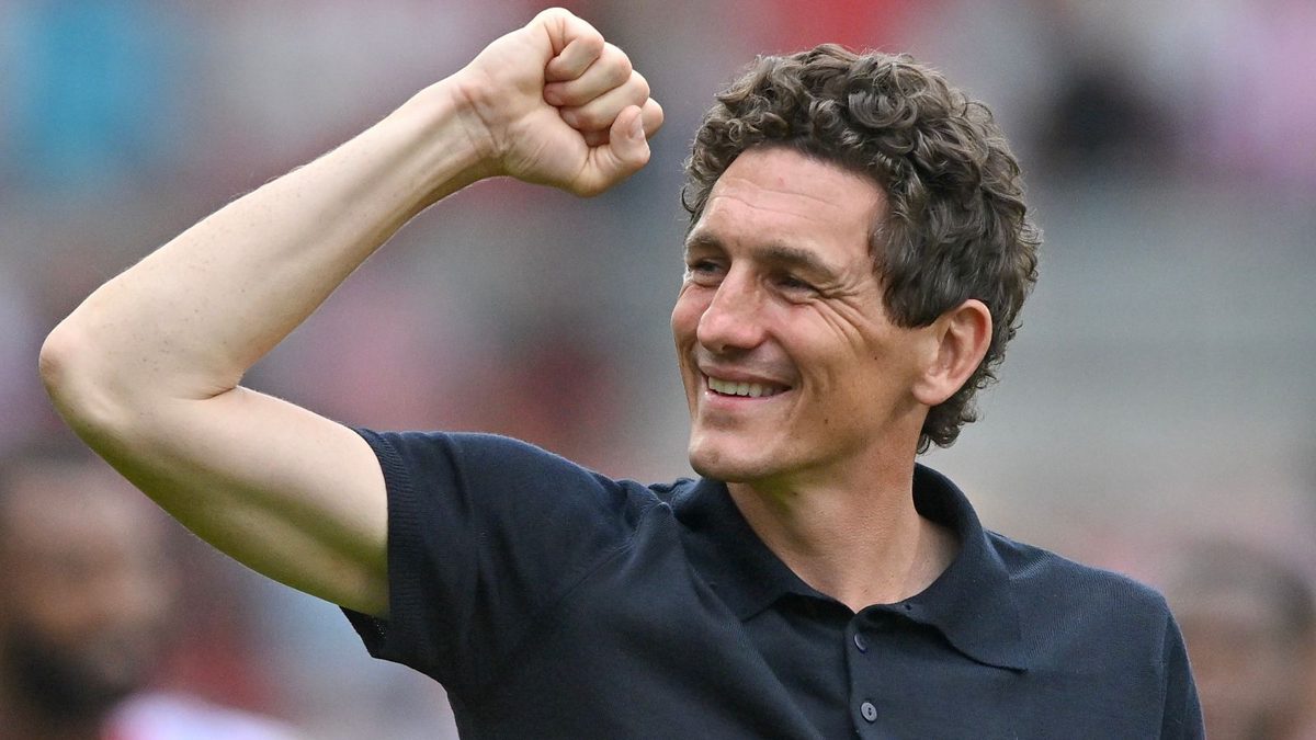 Onde ele se encaixa no cenário de treinadores da liga Keith Andrews e o que o Br