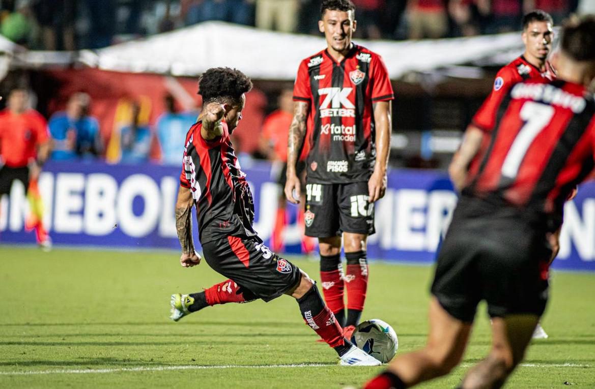 O que Papellin disse e o que os números confirmam Papellin chegou ao Vitória com
