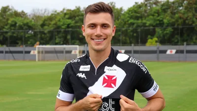 Por que Lucas Piton se tornou o lateral mais produtivo do Vasco em 2026
