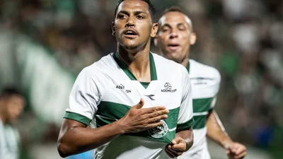 Pedro Rocha e os 15 gols que fazem o Coritiba acreditar na Série A de 2026
