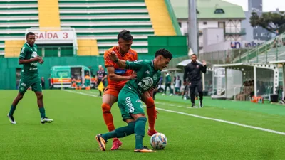 Roger Machado prefere Arábia ou México a salvar a Chapecoense da queda