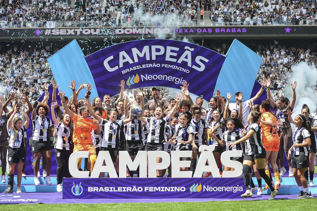 O técnico brasileiro que escapou do Irã por terra Osmar Loss fugiu do Irã por te