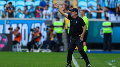 Mano poupa nove titulares e o Grêmio ainda precisa ganhar algo contra o Luqueño