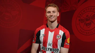 Sepp van den Berg e os 32 jogos que redesenharam a zaga do Brentford