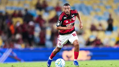 Sete desfalques abrem brecha no Brasileirão para os rivais do Flamengo
