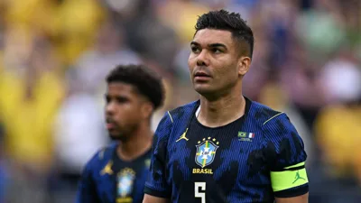 Como Casemiro carrega o peso de ser o adulto da sala na Seleção
