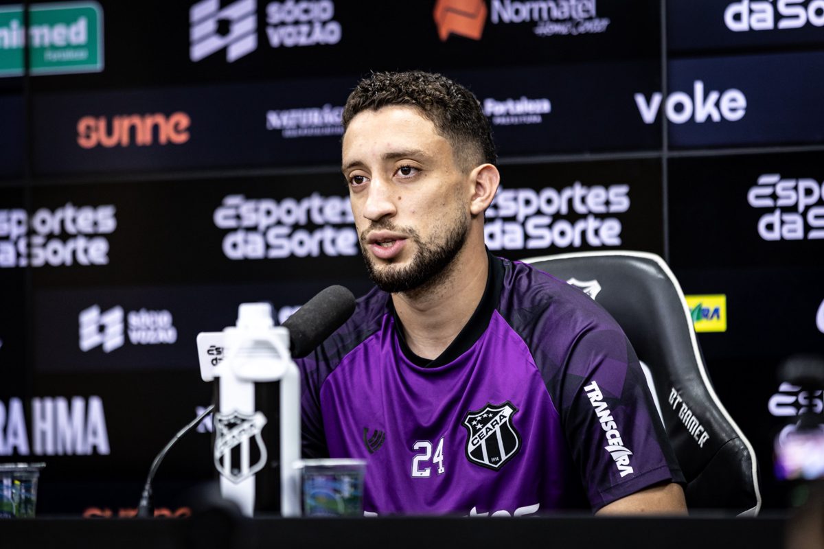 Início de carreira Júlio e os 31 jogos que um zagueiro de 2