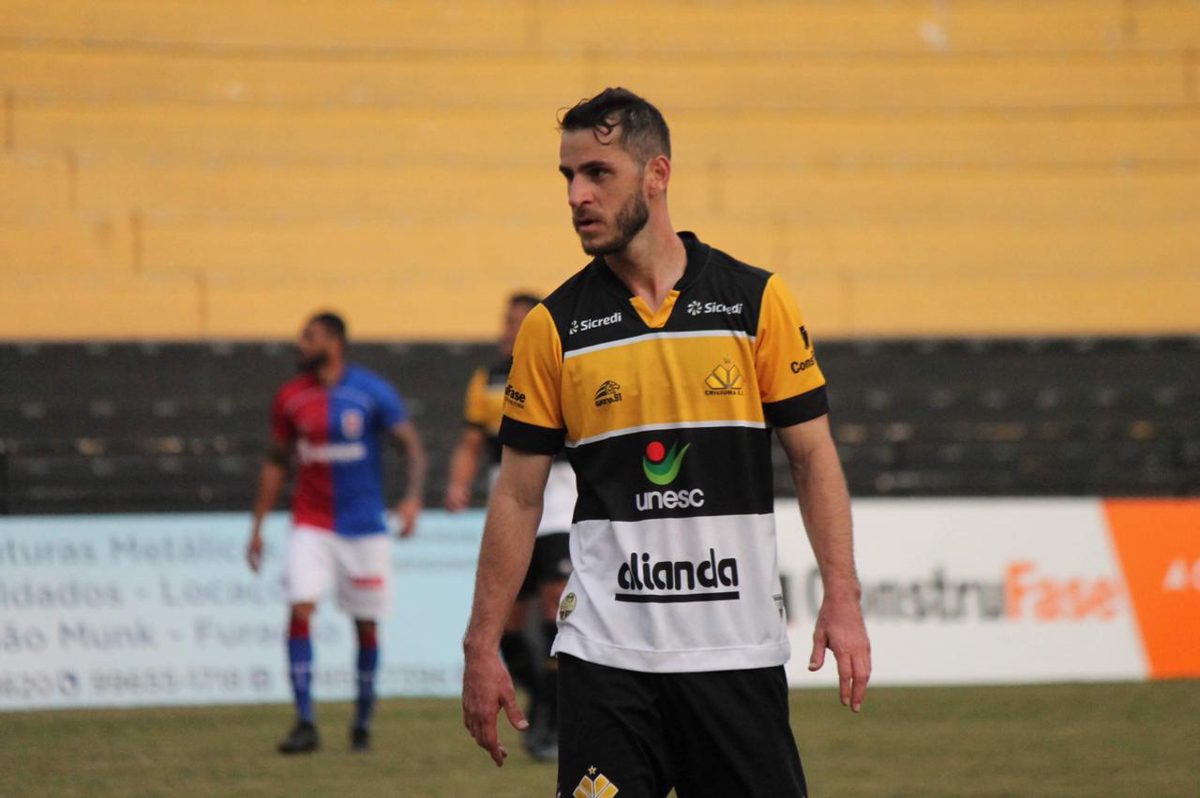 Início de carreira Fellipe Mateus aos 35 — o meia paraibano
