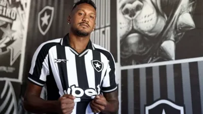 Edenílson aos 36 — o meia gaúcho que o Botafogo encontrou no momento certo