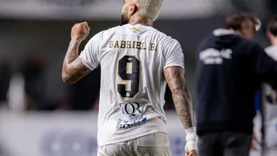125 gols e Gabigol a um passo de entrar no top-10 da história do Brasileirão