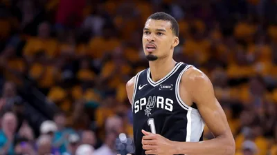 Wembanyama faz 28 pontos e 10 rebotes e força jogo 7 contra o Thunder