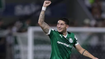 Abel monta o Palmeiras com 12 baixas e ainda lidera por 7 pontos