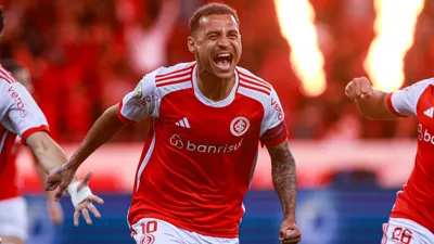 Alan Patrick e os 11 gols que recolocaram o camisa 10 do Inter no centro do debate
