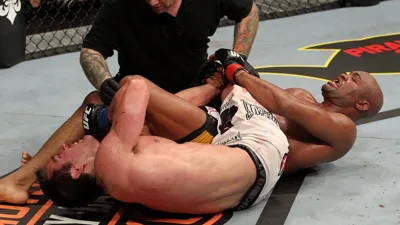 3 sinais que identificam um nocaute técnico (TKO) no UFC