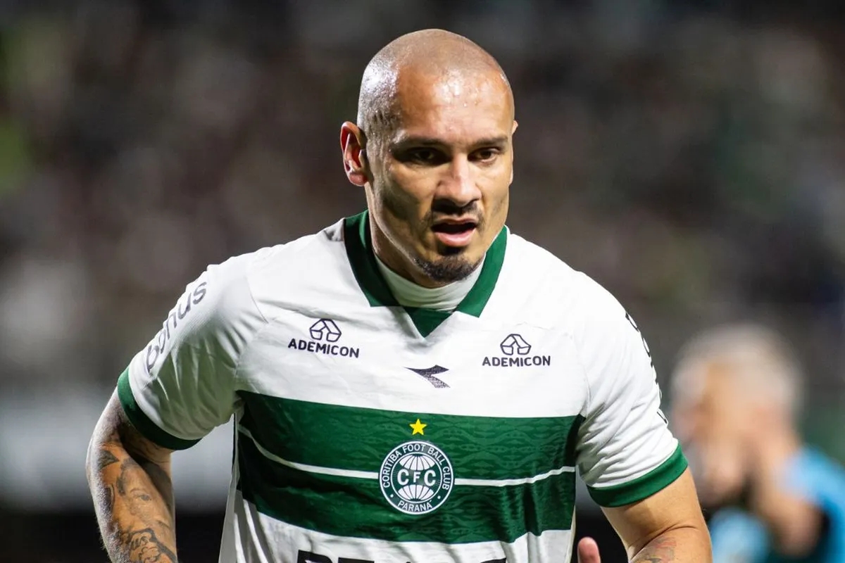 Números que importam Maicon aos 37 — o zagueiro que o Coritib
