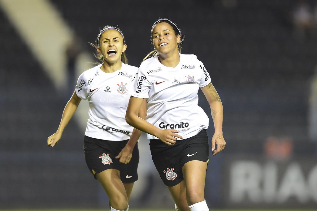 Kaio César desmonta a narrativa do jogo comum Corinthians e Grêmio entram em cam