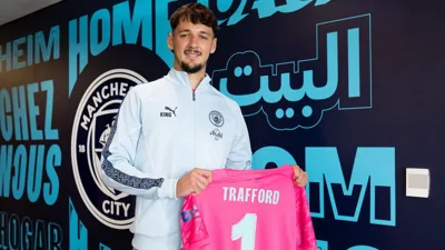 United abandona as superestrelas e aposta em jovens pontas para reconstruir Old Trafford