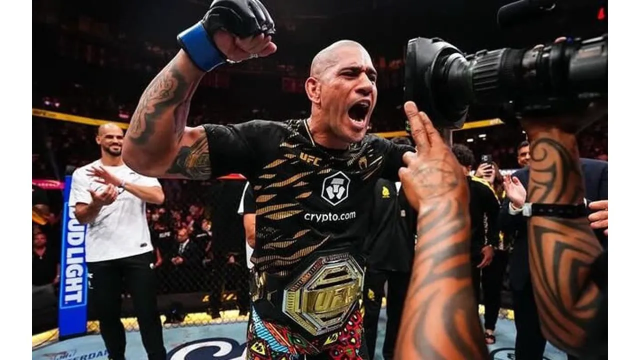 Alex Pereira e Ciryl Gane se encaram na coletiva do UFC White House em Newark, Nova Jersey, maio de 2026
