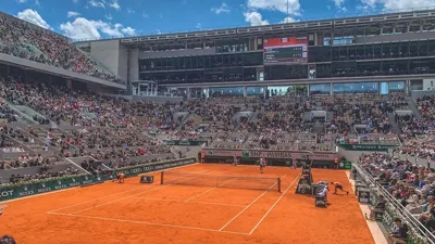 Fonseca derruba Djokovic e agora mira o que Guga deixou parado em 2004