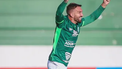 30 jogos, 31 anos e um contrato de um ano — a equação de Jonathan Costa no Guarani