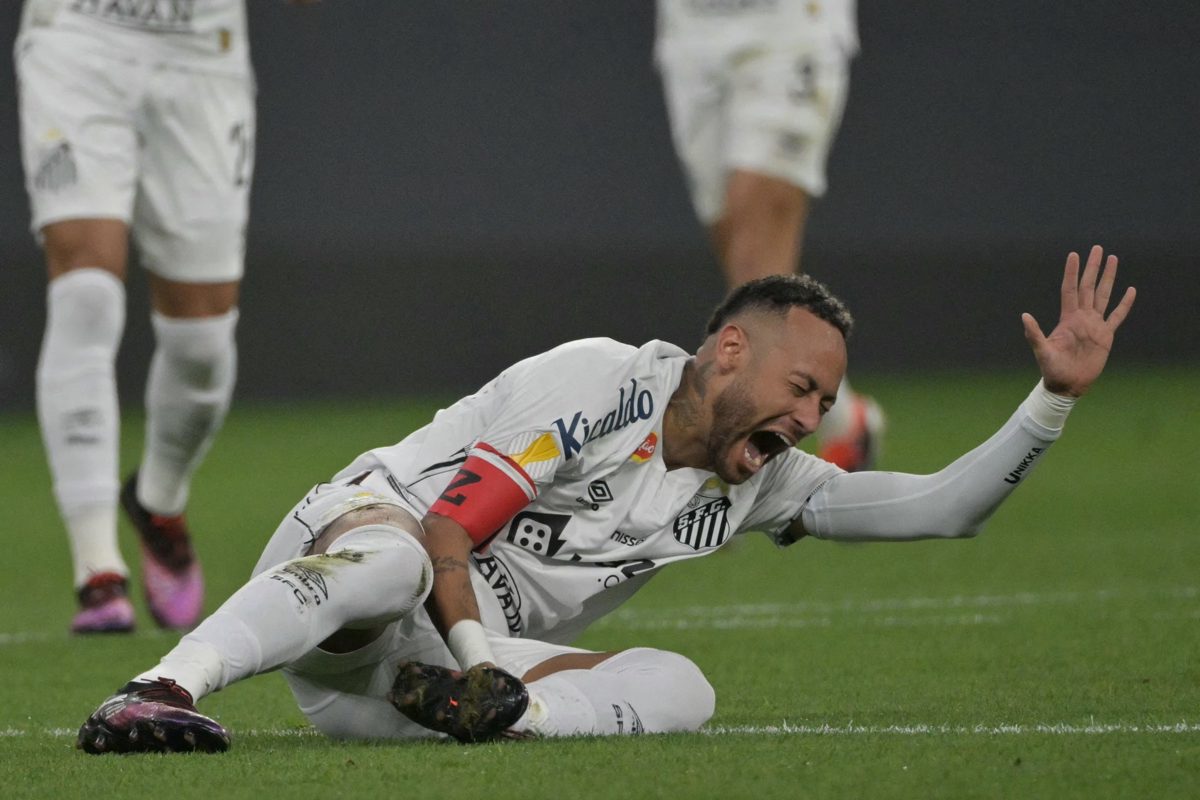 O que o Mineirão revelou que os amistosos anteriores escondiam Vaiado e aplaudid