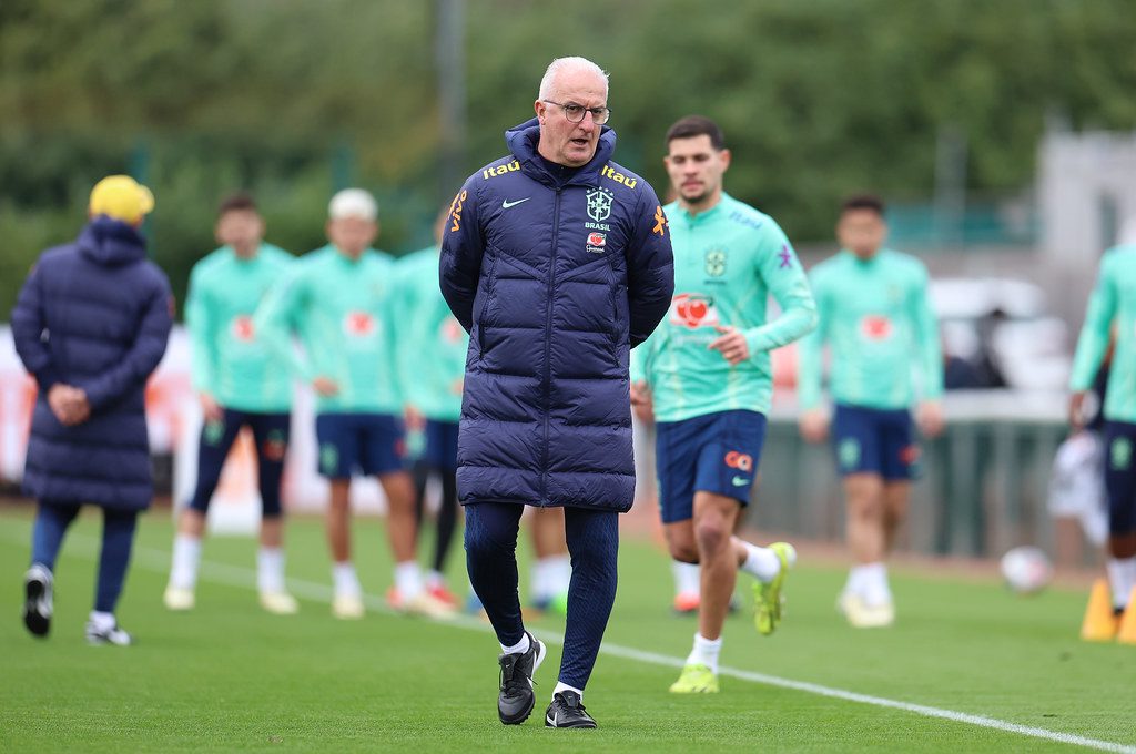 O time sem o trio e os dois problemas que Ancelotti precisa resolver Como Ancelo