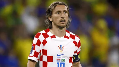 O menino que fugiu da guerra e vai disputar sua quinta Copa do Mundo