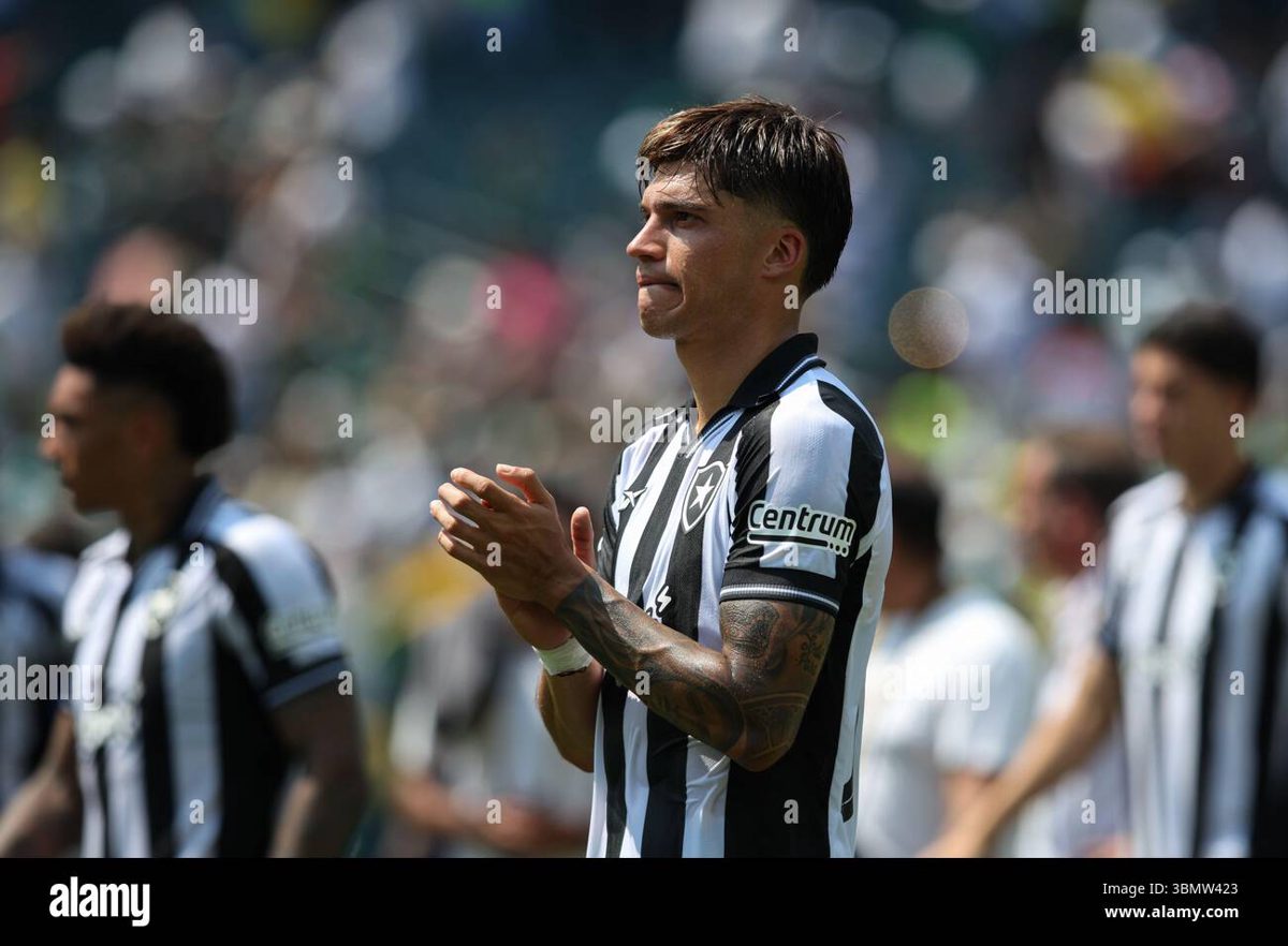 A narrativa popular que precisa ser corrigida Botafogo chega a 48 convocados par