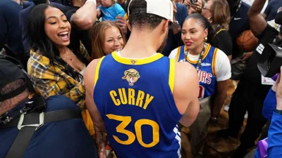 Curry assina 10 anos com Li-Ning e muda o tabuleiro do mercado de tênis