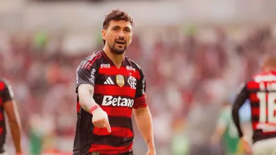 Flamengo transfere responsabilidade médica e 9 jogadores ficam nas mãos das seleções
