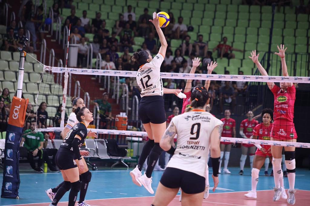 O que o placar diz em uma linha Superliga Feminina 14ª rodada, janeiro d