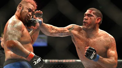 Hearn ameaça travar Aspinall e a guerra com Dana White ganha novo front