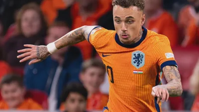 Memphis acerta Lang no bobinho e revela a tensão que a Holanda tenta esconder