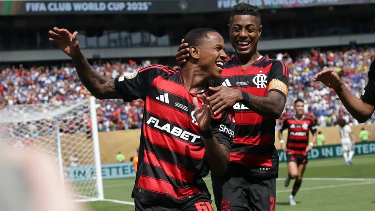 Delegação de clube brasileiro comemorando classificação no Mundial de Clubes 2025 nos Estados Unidos