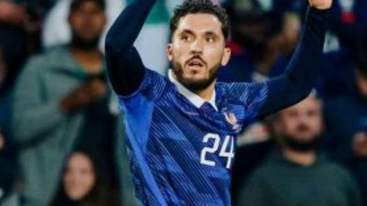 Jogadores da seleção francesa em treino tático antes de amistoso preparatório para a Copa do Mundo 2026