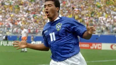 Romário se coloca acima de Ronaldo e a lista diz tudo sobre o Baixinho