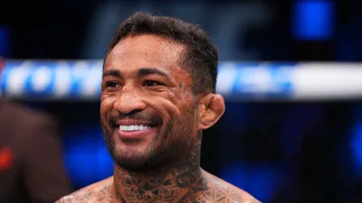 Joanderson Brito finaliza Leavitt e pede bônus para casar no mesmo ano