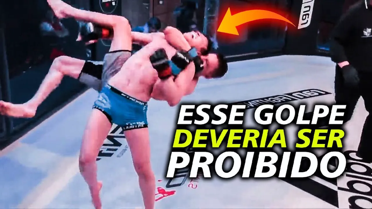 Tom Aspinall com cinturão peso-pesado do UFC em frente ao octógono, expressão séria